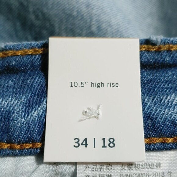 NWT ABERCROMBIE & FITCH medium wash high rise denim mom shorts - Picture 10 of 12